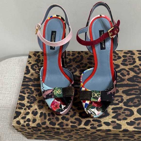 Dolce & Gabbana Shoes - Dolce & Gabbana Multicolor Floral Heels
